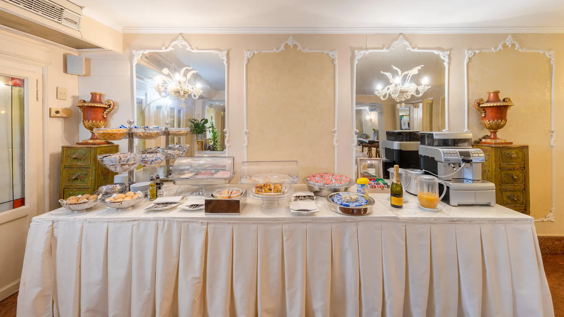 ***  Hotel San Giorgio Veneza Itália