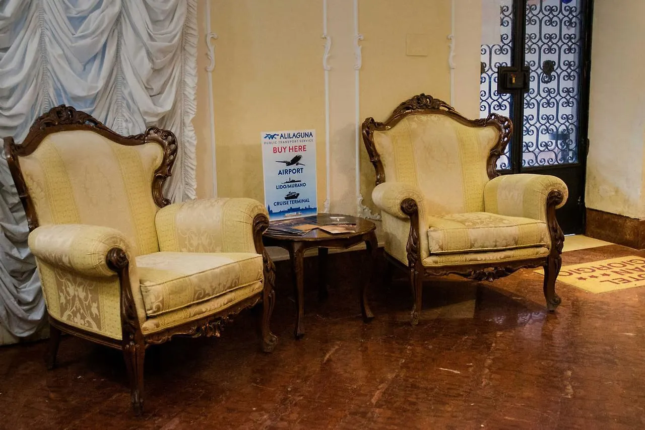 Hotel San Giorgio Veneza 3*,  Itália