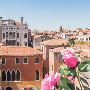 Palace Tintoretto By Wonderful Italy Apartamento